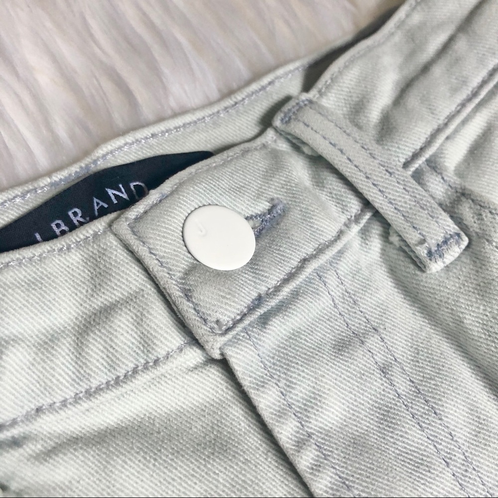 SOLD! J Brand || Joan Crop Jean in Powdered - Picture 7 of 8
